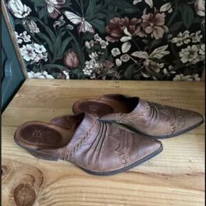 Ariat Juliette Mule Clog Sz 7.5  Brown Leather Western Pointed Toe Slip On